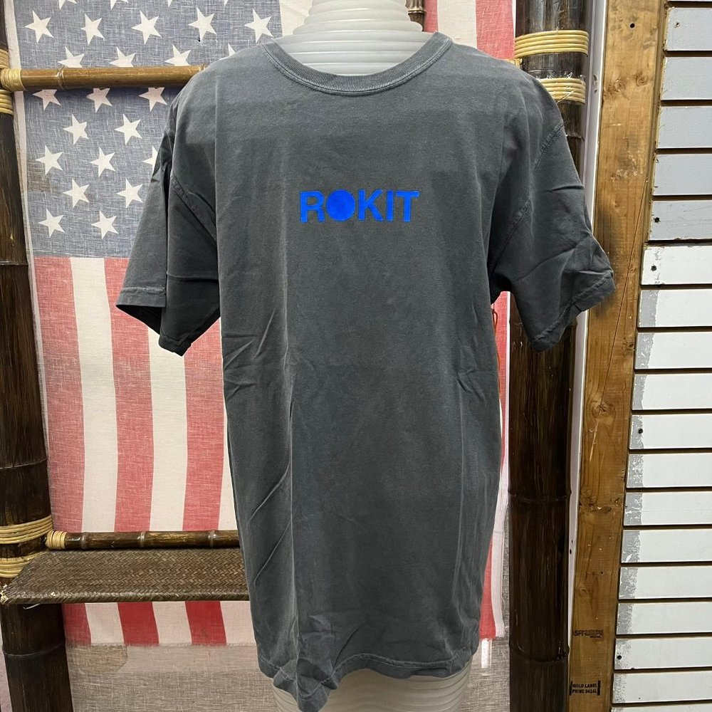 NWOT ROKIT 1pc Round Neck T-shirt